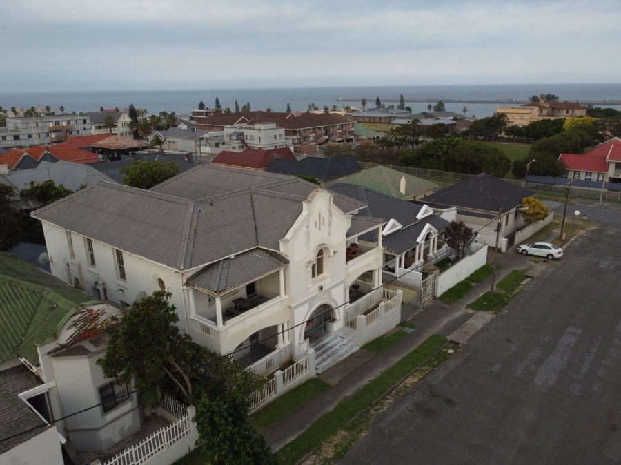 Commercial Property for Sale in Quigney Eastern Cape